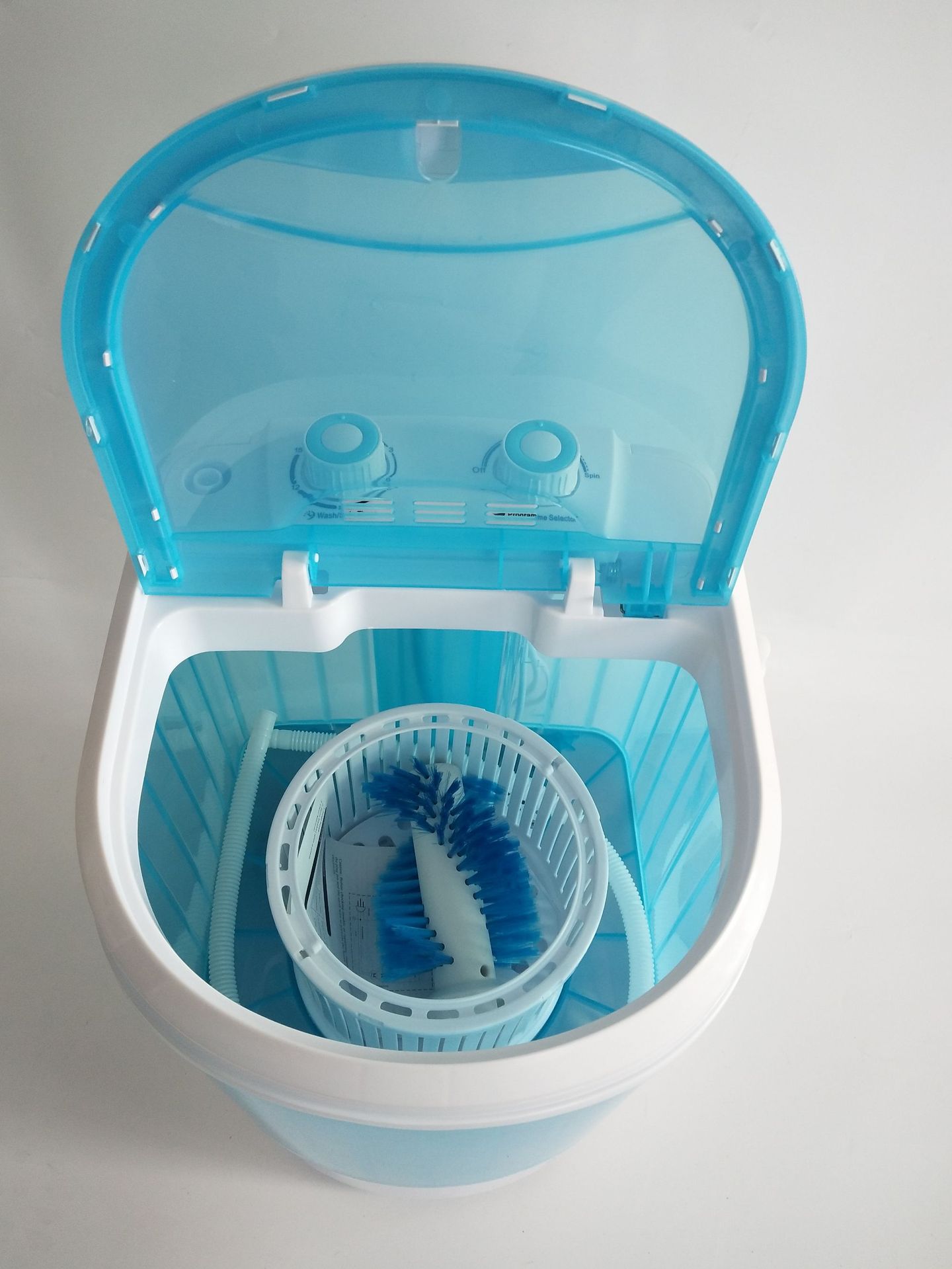 Серебристо-серый