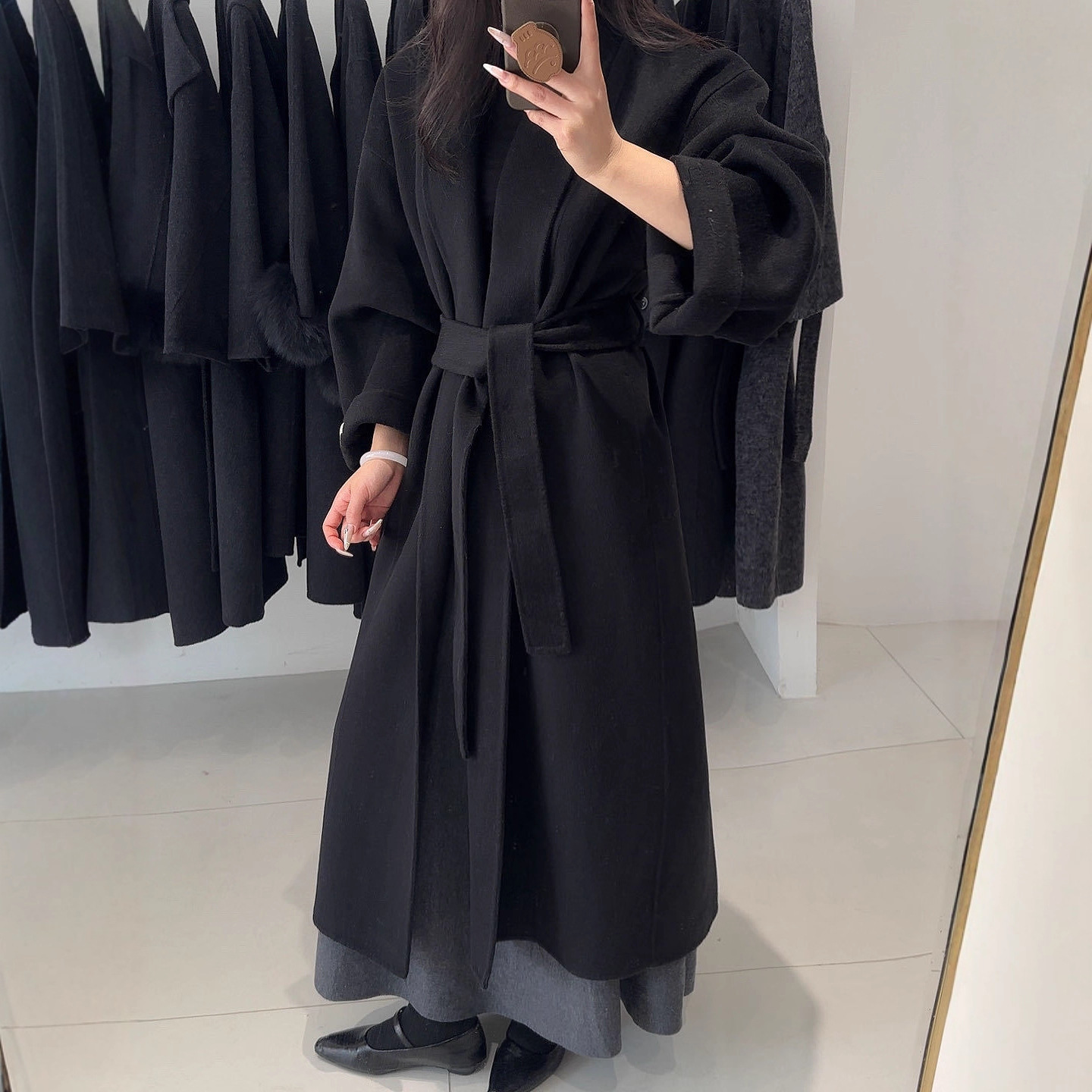 Shine black