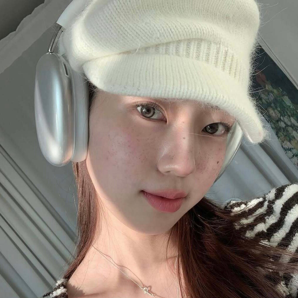 Women's Rabbit Fur Beret Octagonal Artist Hat White Warm Knitted_voghion.com