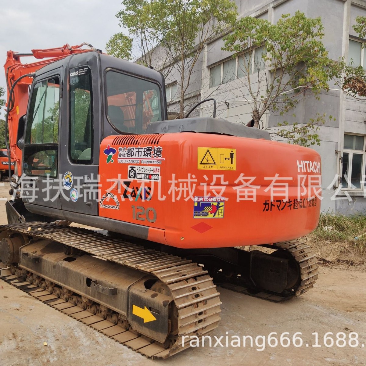 Hitachi日立挖掘机现货出口 二手日立ZX120中型挖掘机待售