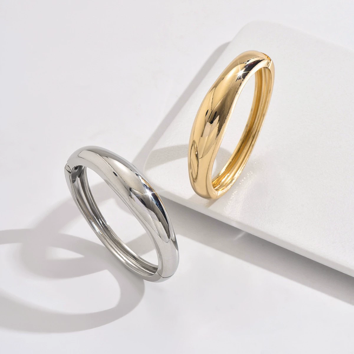 Metal women's bracelet, retroreflective jewelry, Chinese style, simple and elegant design, wholesale