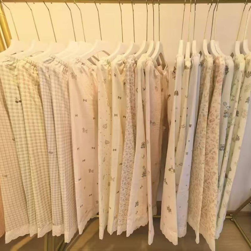 Lace-Trimmed Patchwork Sleep Pants for Women, Summer Thin Style, Cute Cartoon Print, Sweet Mori-Style Leisure Pants Lace-Trimmed Patchwork Sleep Pants for Women, Summer Thin Style, Cute Cartoon Print, Sweet Mori-Style Leisure Pants