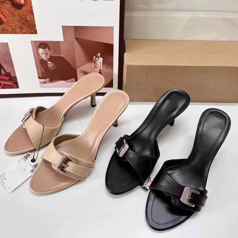 Летние новые женские туфли бежевый с тонкой средней каблукой