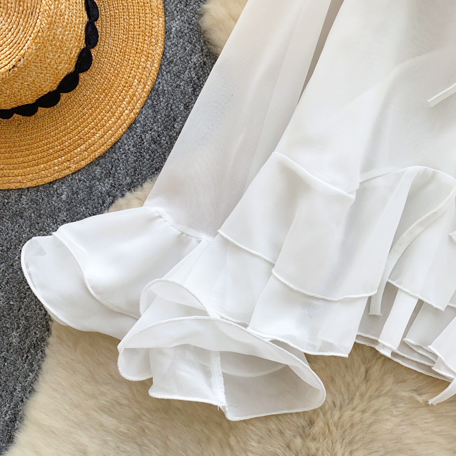 Women's Elegant Ruffled Blouse With Bell Sleeves And Tie Waist_voghion.com