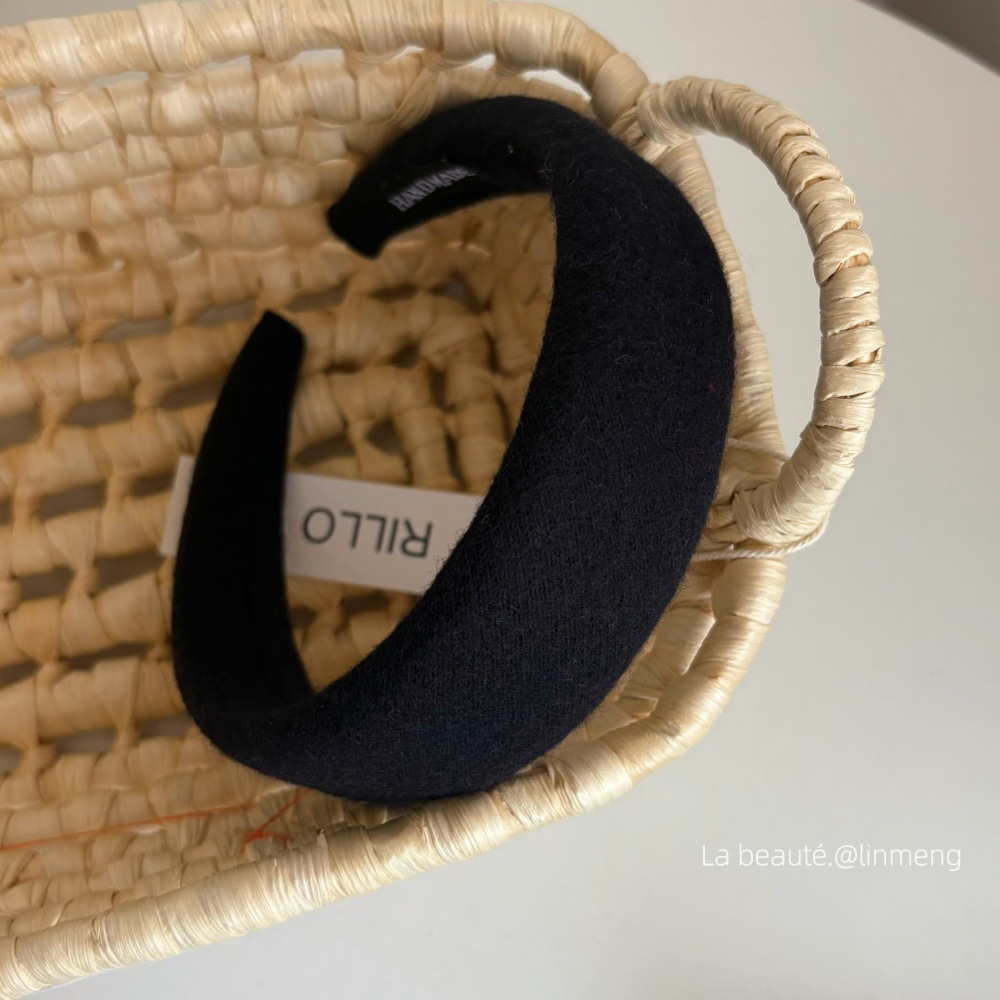 Diadema superior de cráneo alto Diadema de fragancia pequeña negra de alta calidad Diadema de estilo perla coreana arco simple cueva para el cabello accesorios para el cabello femenino