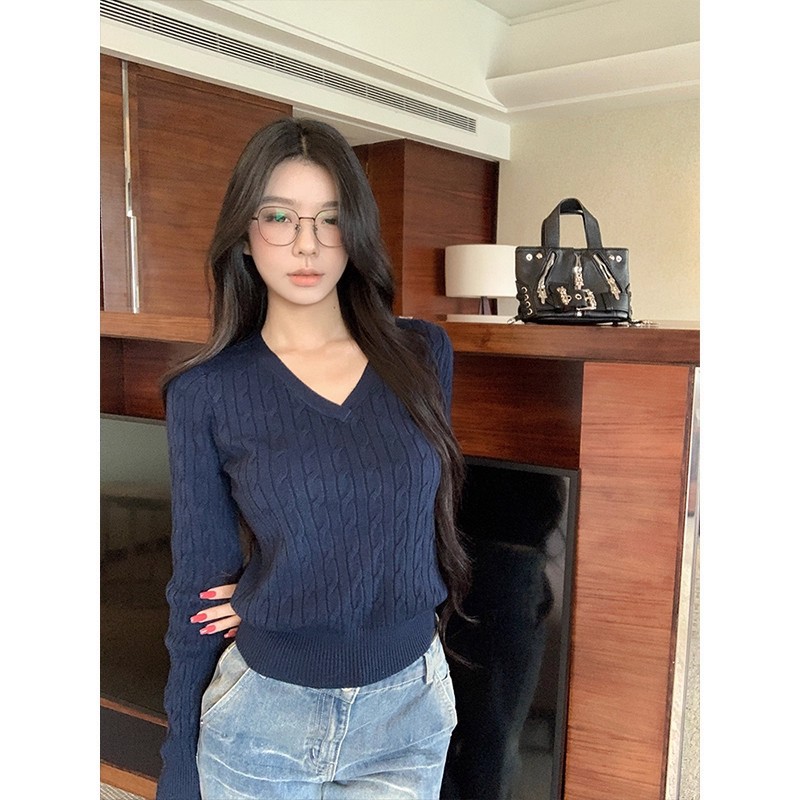 Korean Style V Neck Twist Long-Sleeved Knitwear for Women 2025 Autum New Elegant Inner Wear Slimming Look Bottoming Top