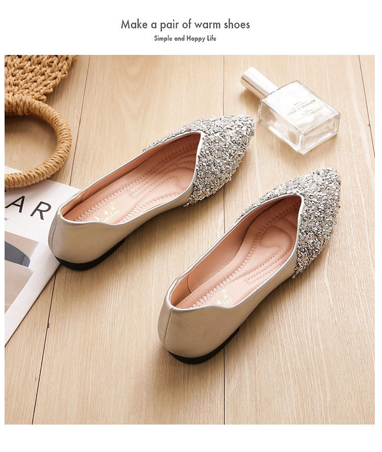 Women's Elegant Solid Color Point Toe Flats display picture 15