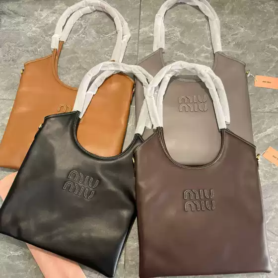 Miu Miu New Arrival Canvas Commuter Retro Bag Fashionable Large Capacity Underarm Tote Casual Versatile Shoulder Bag for Women