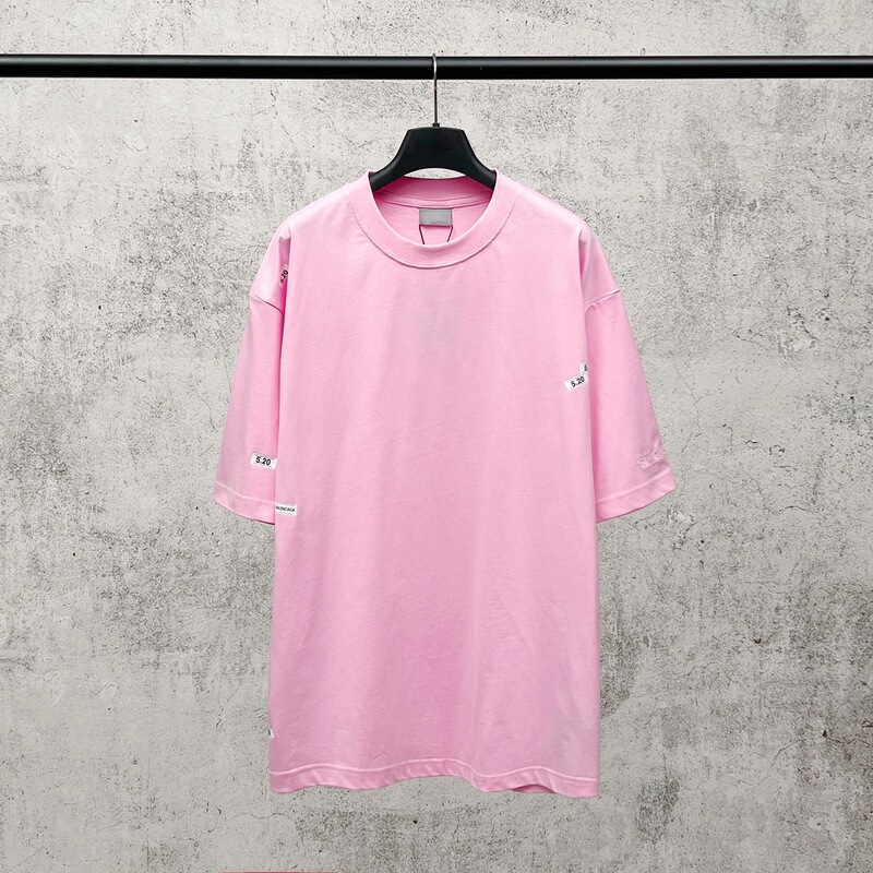 Correct Version of Paris B's 2026Ss Spring/Summer New Model 5.20 Sticker Print Left Sleeve Embroidered Logo Loose Short-Sleeve T-Shirt Correct Version of Paris B's 2026Ss Spring/Summer New Model 5.20 Sticker Print Left Sleeve Embroidered Logo Loose Short-Sleeve T-Shirt