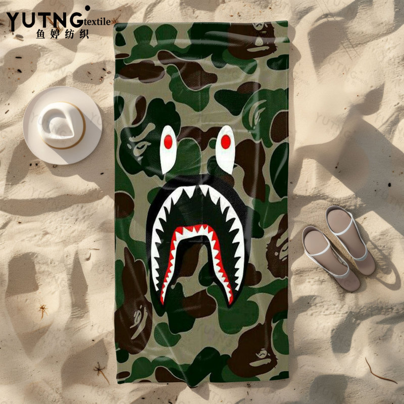 Camouflage Shark Print Beach Towel, Microfiber Quick-Drying Absorbent Bath Towel, Special Towel for Swimming and Seaside Use