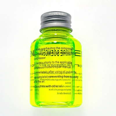 Automotive air conditioning detection agent fluorescent oil fluorescent