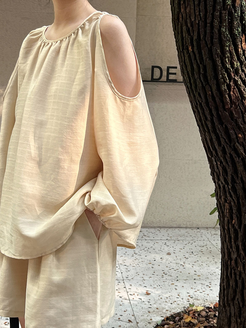 Texture Hollow Out Cutout Out Shoulder Baring Sun Protection Tencel Top Shorts Two Piece Set Suit Summer