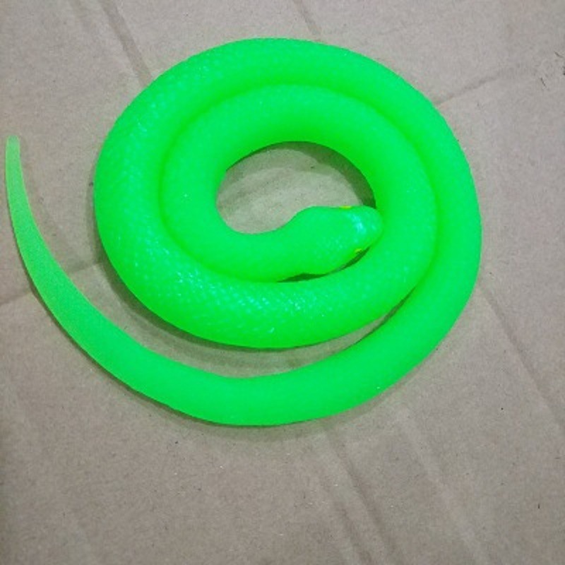 빛나는 녹색 둥근 머리 뱀