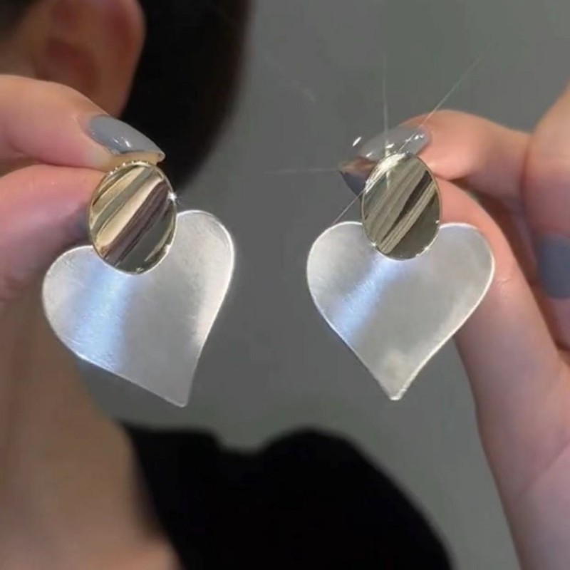 Aguja de plata diamantes geométricos aretes de perlas redondos ligeros de lujo de alta calidad pernos de orejas de estilo francés temperamento femenino orejas de nicho mayorista image 67