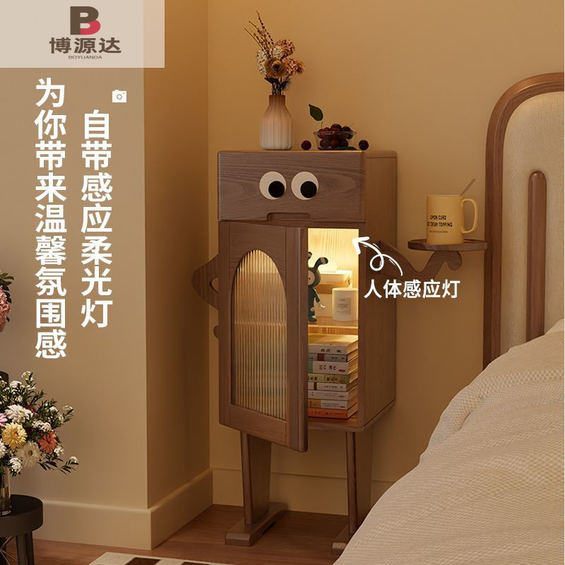 조명이 있는 로봇 모양의 침대 옆 테이블, 거실 단단한 나무 사이드 테이블, TV 보관 캐비닛, 사이드 캐비닛, 창의적인 침대 옆 테이블