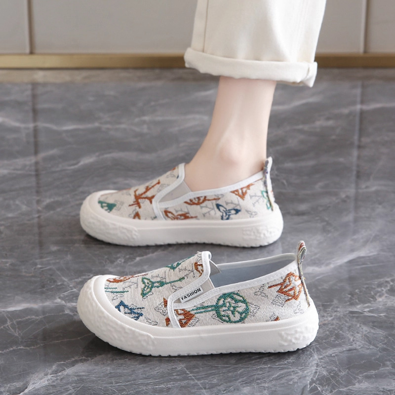 Soft-Soled Canvas Shoes for Women, 2025 Autumn New Style, Fisherman Shoes, Slip-On Lazy Shoes, Old Beijing Cloth Shoes, Young Soft-Soled Canvas Shoes for Women, 2025 Autumn New Style, Fisherman Shoes, Slip-On Lazy Shoes, Old Beijing Cloth Shoes, Young