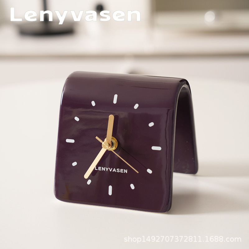 LENYVASEN創意的な台の陶磁器の時計は簡単です。