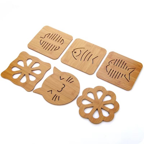 Creative wooden dining table insulation mat water cup mat cartoon dining table anti-slip mat cute creative dining table insulation mat