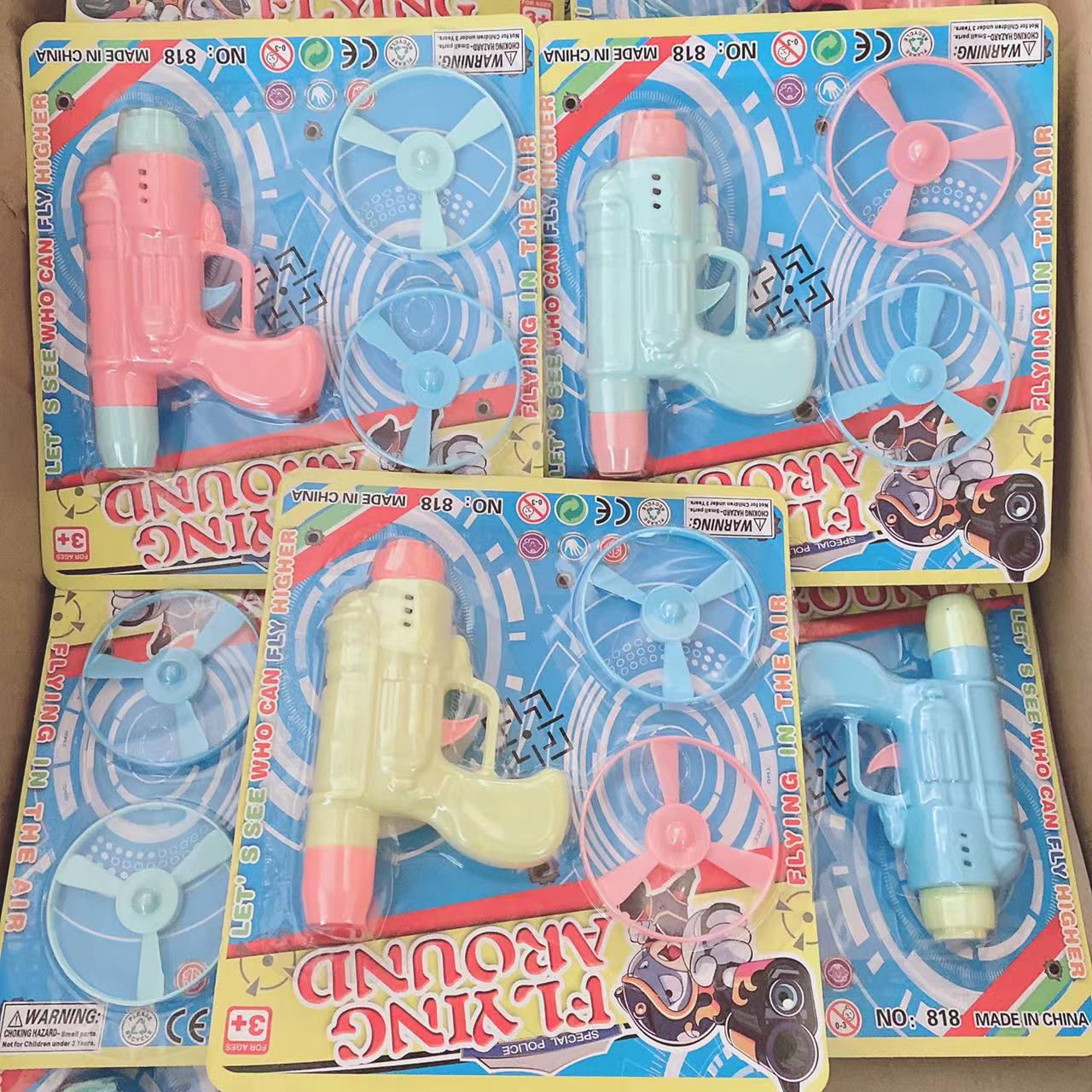 Juguetes para niños playa Tarjeta de succión juguete pistola juego casa juguete pintura juguetes 2 yuanes grandes almacenes al por mayor