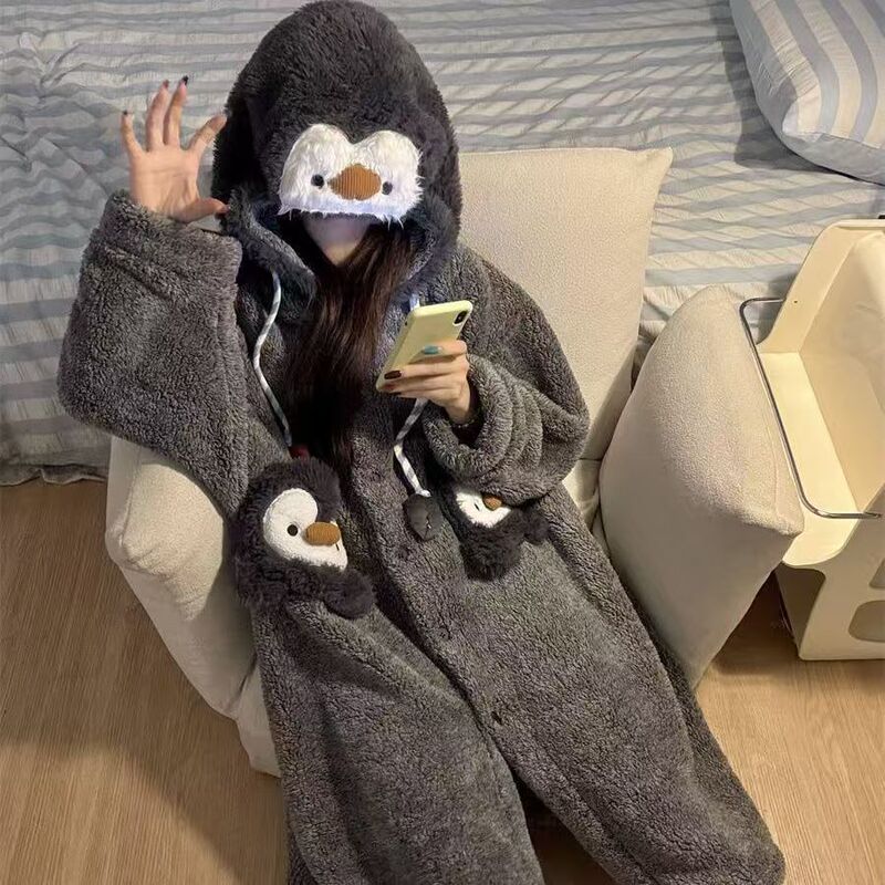 Autumn and Winter Warm Coral Velvet Pajamas for Women, Super Cute Cartoon Little Penguin Long Nightgown, Student Dormitory Home Clothes