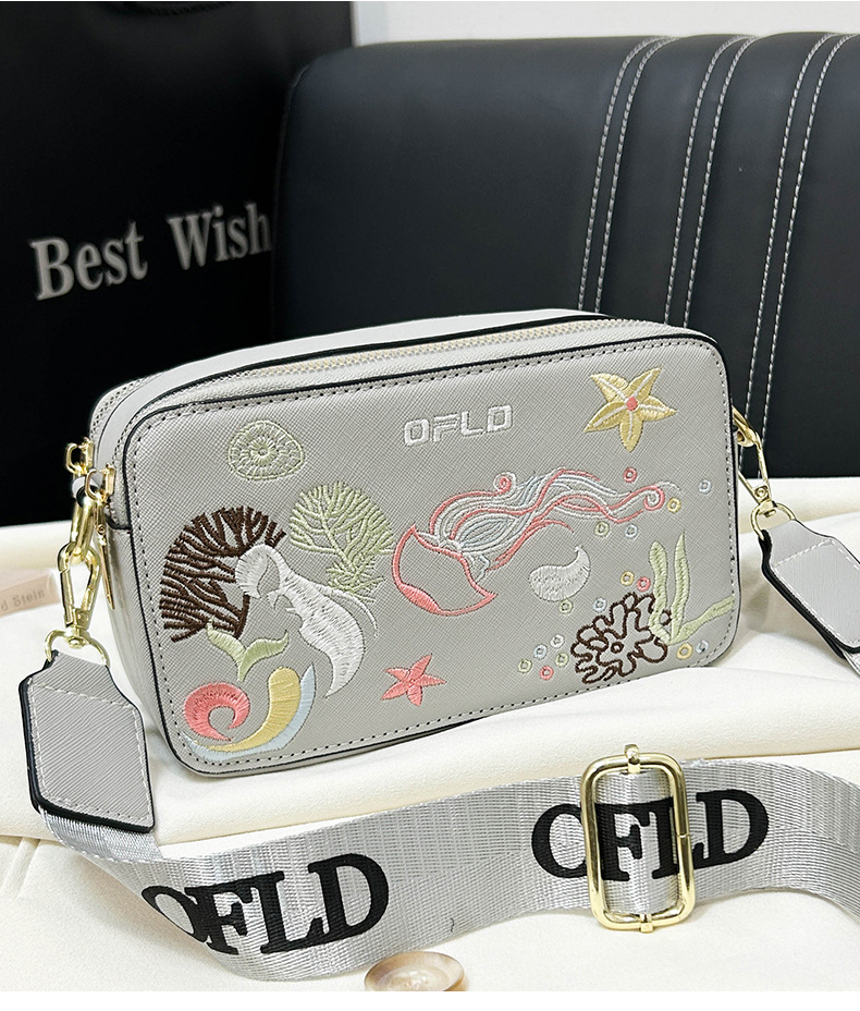 Comercio exterior transfronterizo bordado de alta gama estilo occidental todo fósforo pequeño bolso cuadrado femenino 2025 nuevo bolso de mensajero de moda para teléfono móvil