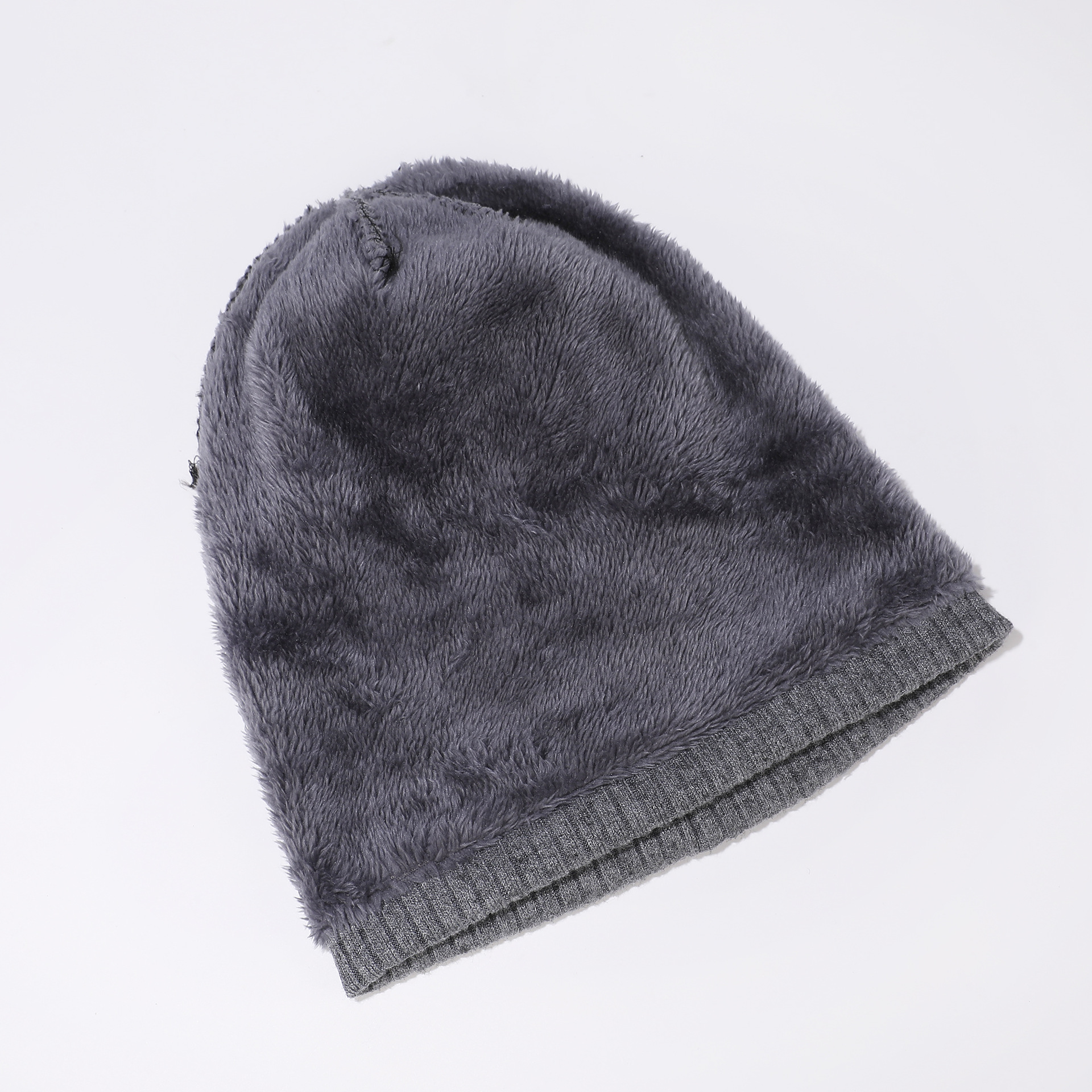 Herbst und Winter Neue Nische Vielseitige Kopfbedeckung Strickmütze Männer und Frauen Fleece Anti-chaotisch Haar Pullover Hut Explosion_voghion.com