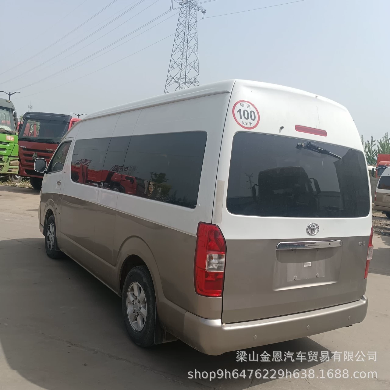 Экспорт Toyota Hiace малых и средних пассажирских автобусов, автобусов для деловых перевозок, 23-местных Coaster малых и средних пассажирских автобусов.