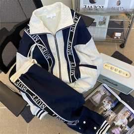 大码女装休闲运动套装秋季新款宽松洋气卫衣外套小香风欧货两件套