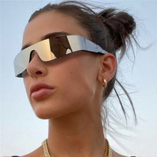 һ�w��HY2K���İ�����BV����ī�Rins�W�t������ͬ��̫����R��Ů