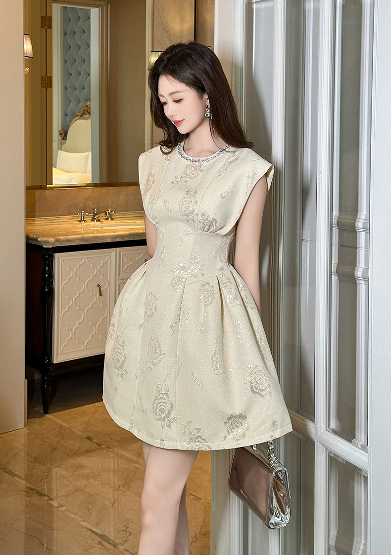 Váy chữ A phồng retro đính kim cương giả tôn eo — Màu vàng mơ chi tiết 6