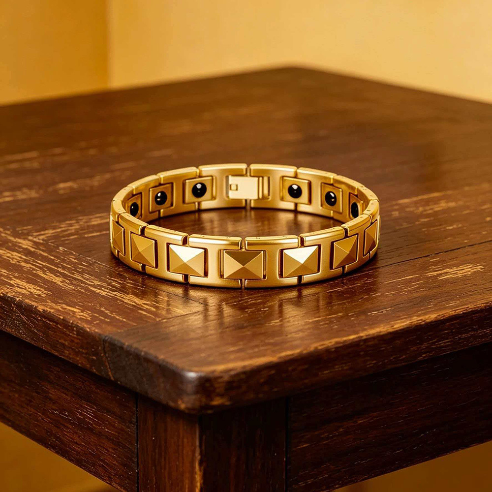 Pulseras para hombre europeas y americanas, nuevos modelos en stock, venta al por mayor, pulsera magnética de cerámica grabada en oro de 12 mm de precisión. image 3
