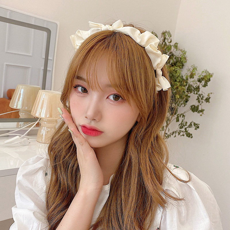 Primavera pequeña diadema fresca para mujer 2025 celebridad de Internet nuevo estilo salvaje fuera de estilo coreano horquilla de cabello prensado diadema accesorios para la cabeza