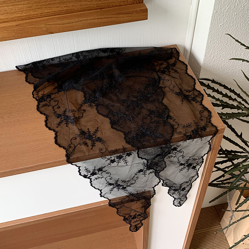 Pañuelo en la cabeza Verano femenino pastoral primavera y verano nuevo estilo de encaje pañuelo en la cabeza con serpentina bufanda pequeña para atar el pelo bufanda triangular bufanda de encaje