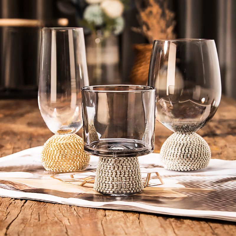 European-style diamond-studded stemless wine glass, crystal with diamond swirls, high-end cocktail glass with handle, large-bellied glass with embedded diamonds