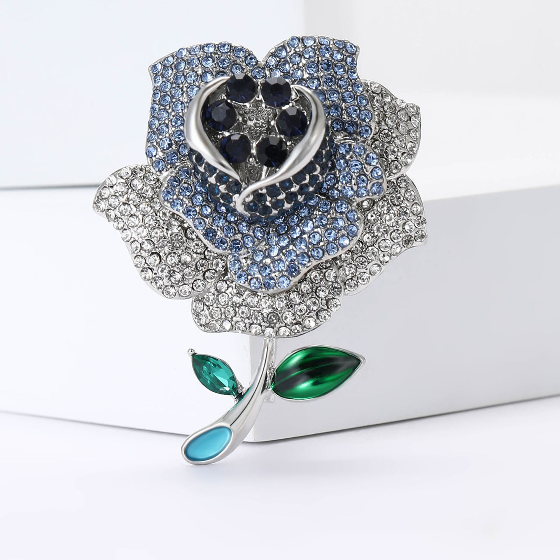 Street, Shopping Occasion Alloy Material Elegant Vintage Style Pin Rose Flower Alloy Rhinestones Women's Brooches
