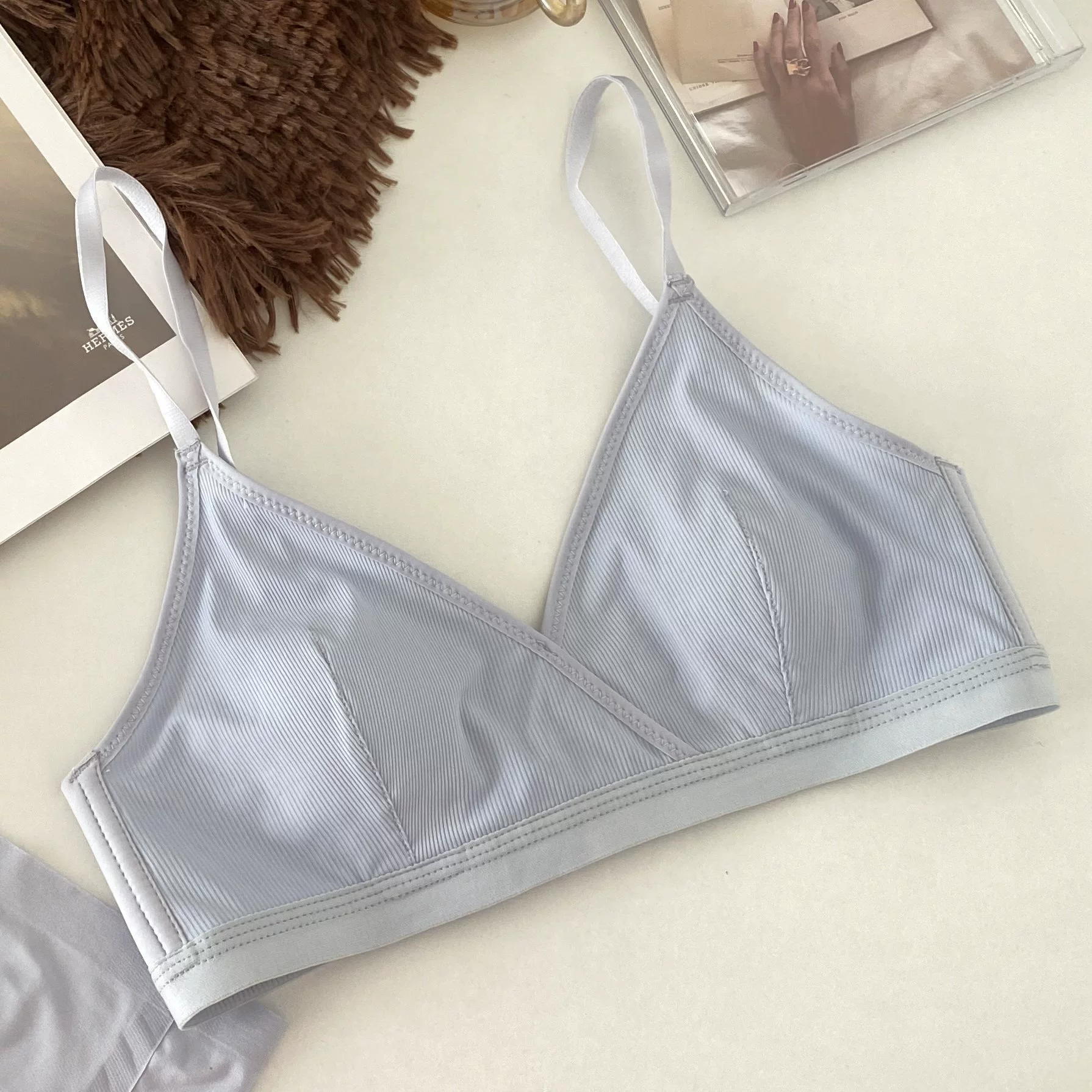 Lace underwear, push up bra, comfortable thin wireless bra, french style