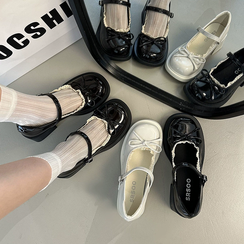 Summer retro high-heeled shoes with bow, bright catchy style