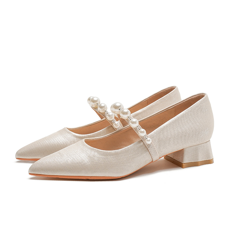 French Pearl Mary Jane Chaussures Printemps Niche Pointu En Peau De Mouton Chaussures Simples Femmes Couleur De La Peau Talons Épais Fond Plat Chaussures De Demoiselle D'honneur_voghion.com