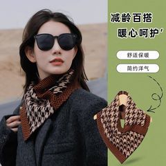 菲霊の新型の三角タオルのマフラーの女性の秋冬の保温の方のタオルは首の頚椎の装飾の偽の襟の毛糸の首のカバーを囲みます。