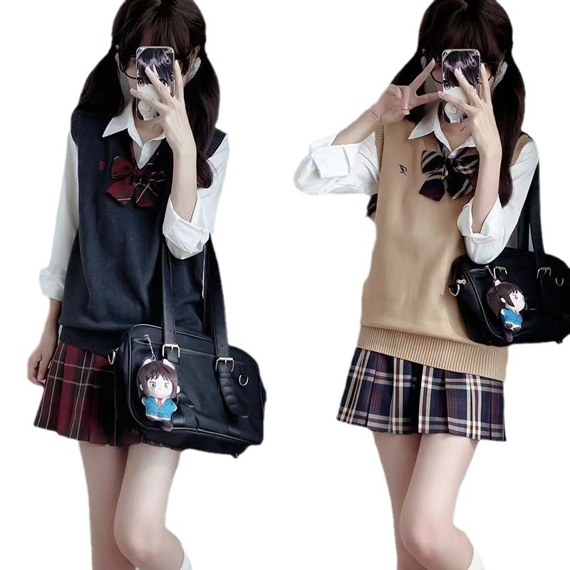 JK 조끼 니트웨어 V-NECK 일본 대학 스타일 가을과 겨울에 작은 남자를위한 최고 스웨터 유니폼