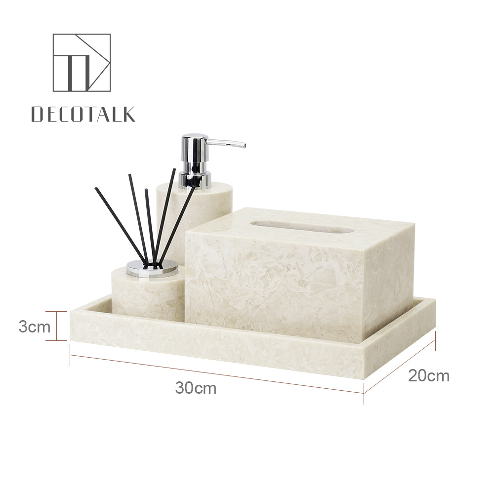 Juego de 4 piezas a en bandeja grande