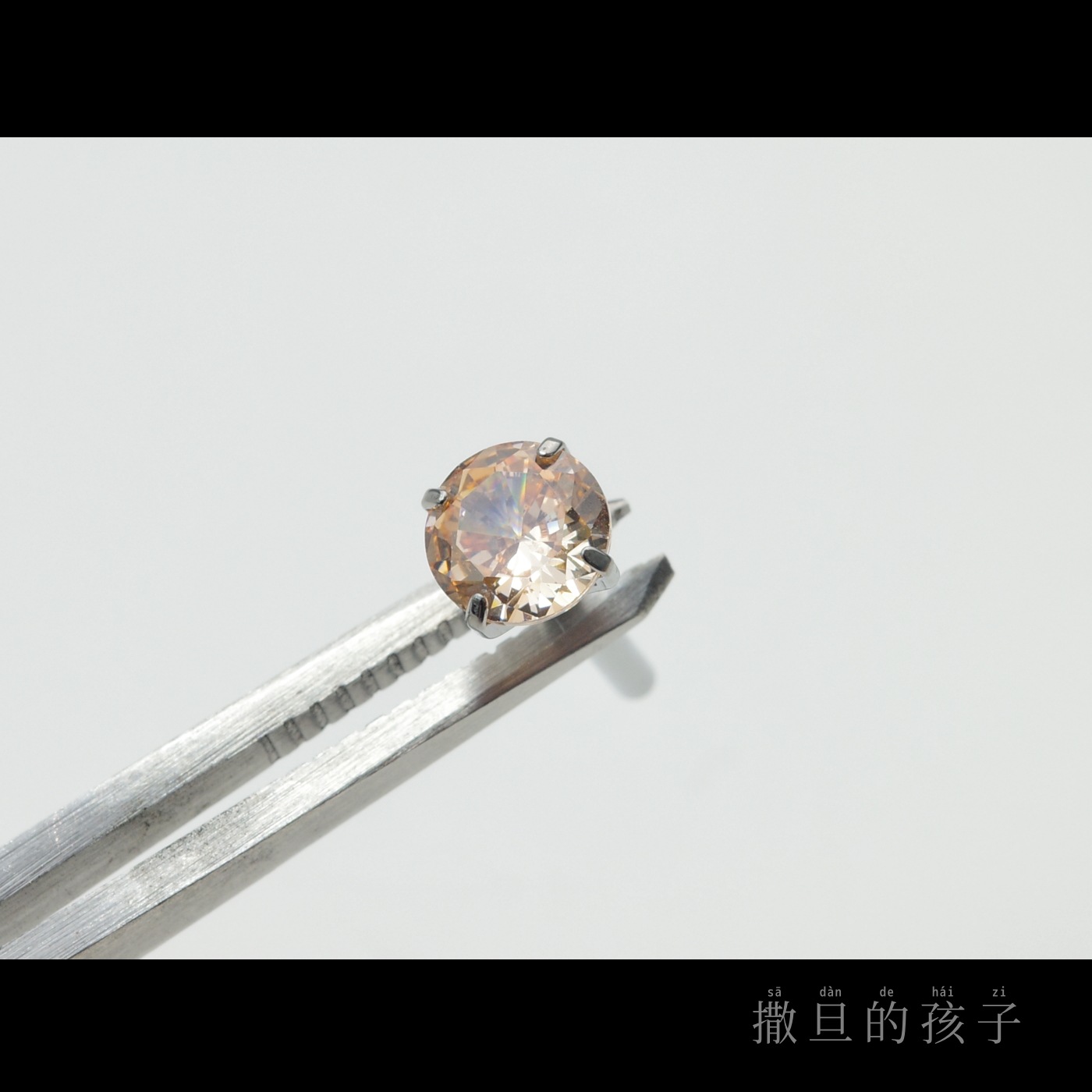 Titanium Alloy Flashing Zircon Tongue Piercing Barbell Internally Threaded for Women detail image 13