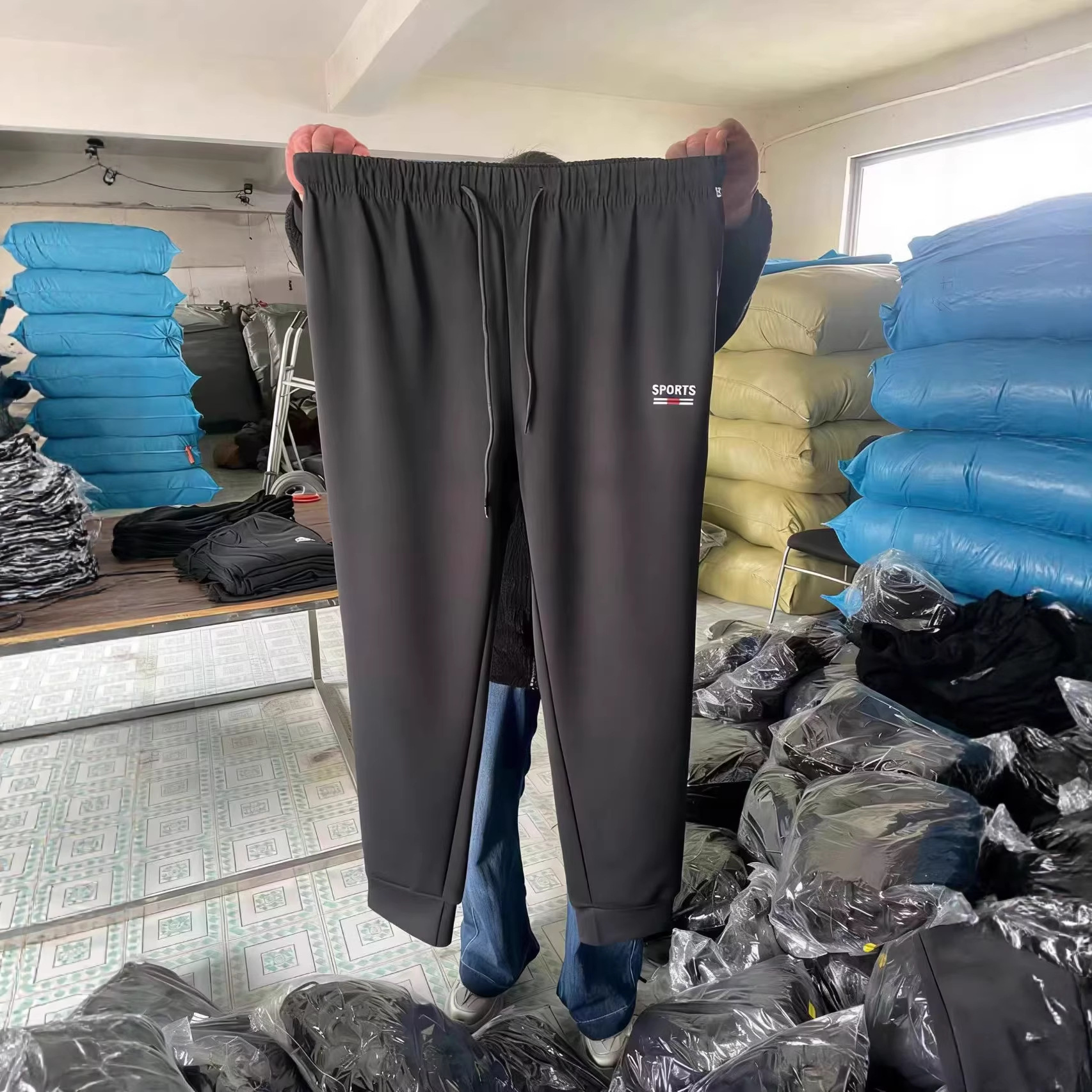 �����������˶������¿�ְִ�����ɸ�������������ֱͲ��װ��