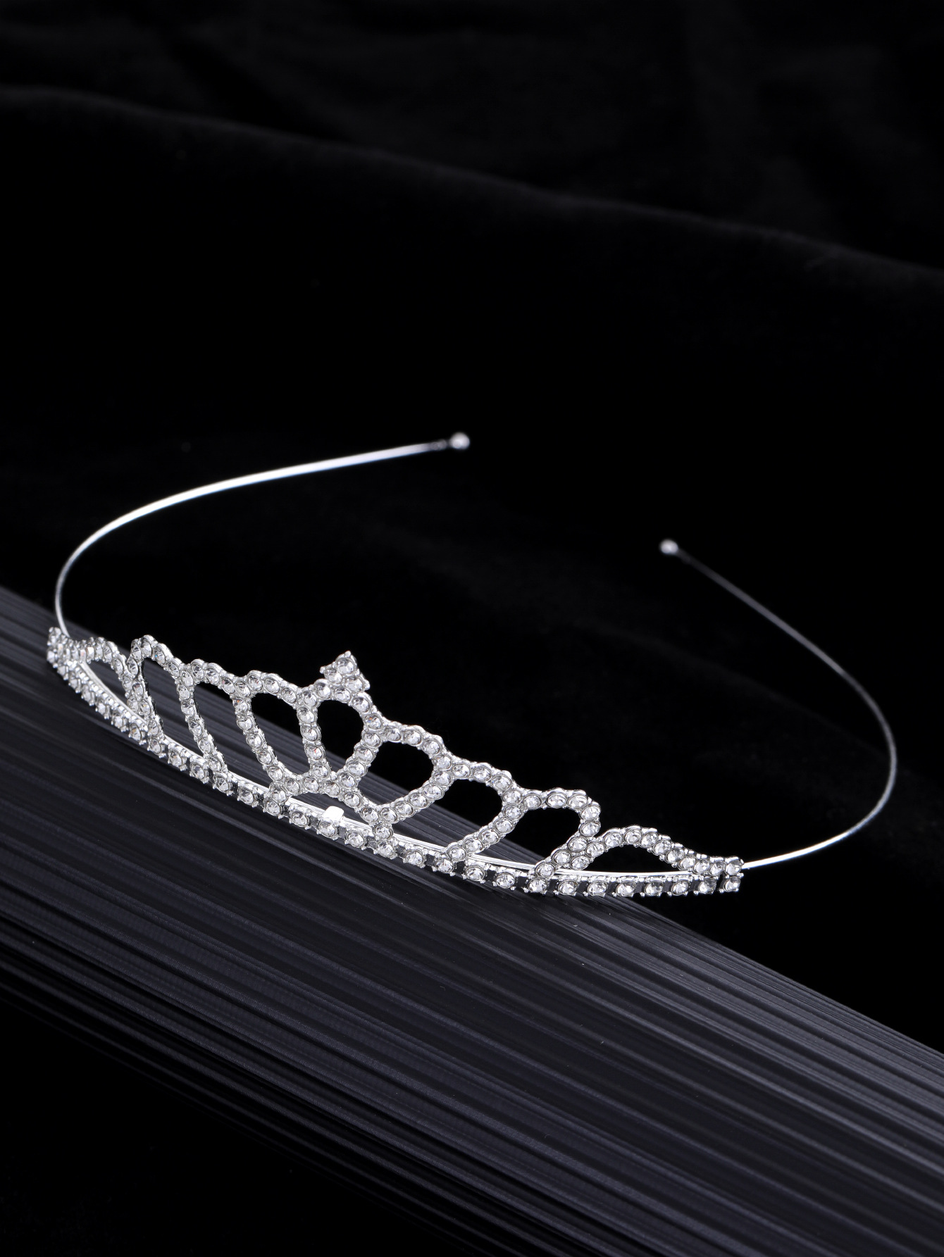 Nueva princesa de diamante para niños corona de aleación banda de pelo niñas danza estereoscópica bebé cumpleaños diamante adornamiento para el pelo