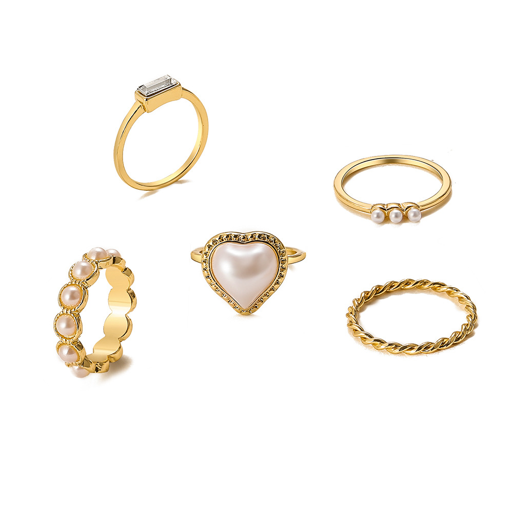 Retro Inlaid Pearl Peach Heart Joint Ring Set 5-piece Set display picture 2