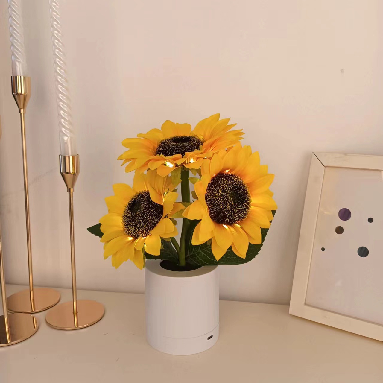 국경 간 새로운 해바라기 시뮬레이션 꽃 밤 빛 충전식 차감 밤 빛 크리스마스 선물 장식품 해바라기