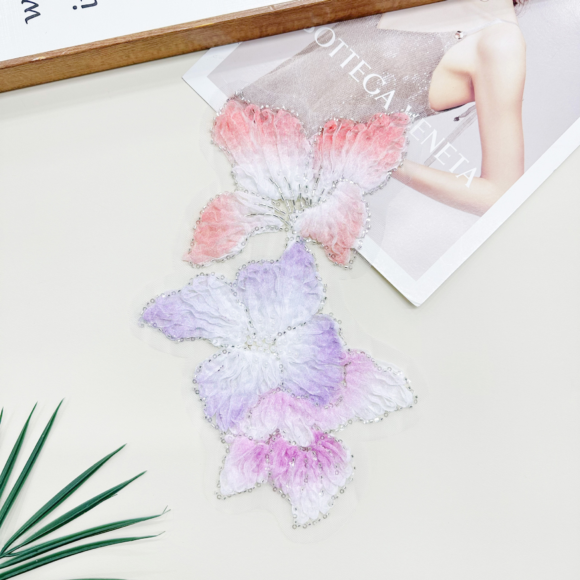 Flores tridimensionales de color tela bordada pegada perlas encaje parche vestido de boda cheongsam vestido accesorios pegada tela