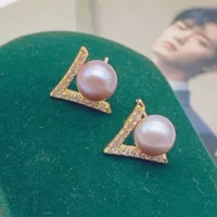 S925 серебряная игла с позолоченным жемчугом сережки натуральная пресноводная жемчужина V-образные серьги сетка красная