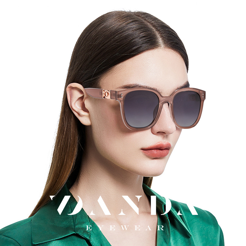 TR7563 en stock nuevas gafas de sol polarizadas de moda de las mujeres marco grande cara redonda gafas de sol TikTok Live sunglasses