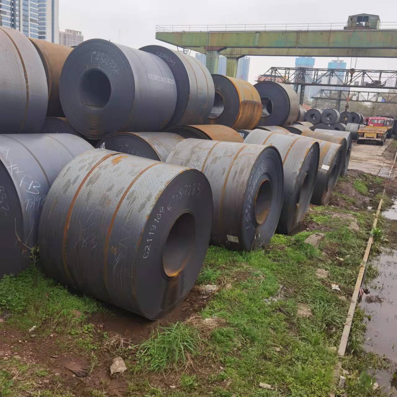 长期批发安钢梅钢花纹卷一吨起售H-Q235B4.5*1500*C